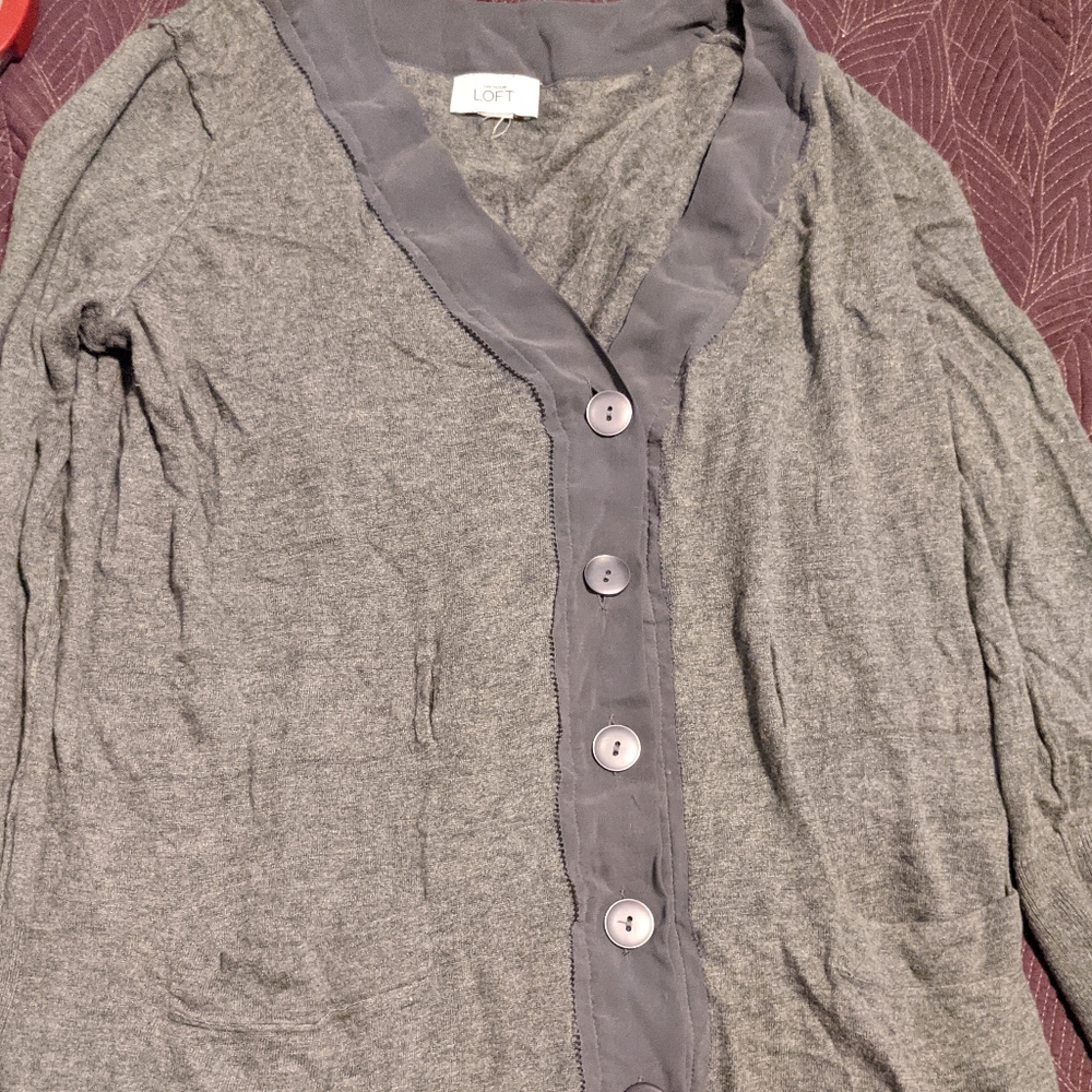 Lightweight button down cardigan Ann Taylor loft